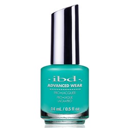 IBD Advanced wear lacquer - just me n' capri